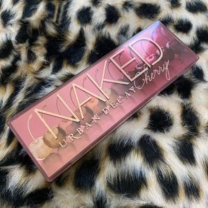 Urban Decay Naked Cherry Palette